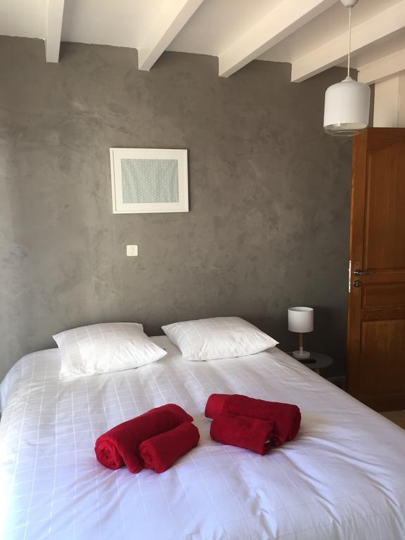 Chambres D'Hotes Des Tours A La Rochelle La Rochelle  Buitenkant foto